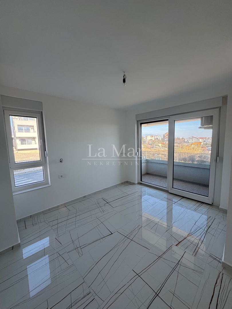 Novalja- namještena NOVOGRADNJA s pogledom na more - A2 - I. kat-  68,3 m2 - 260.000€