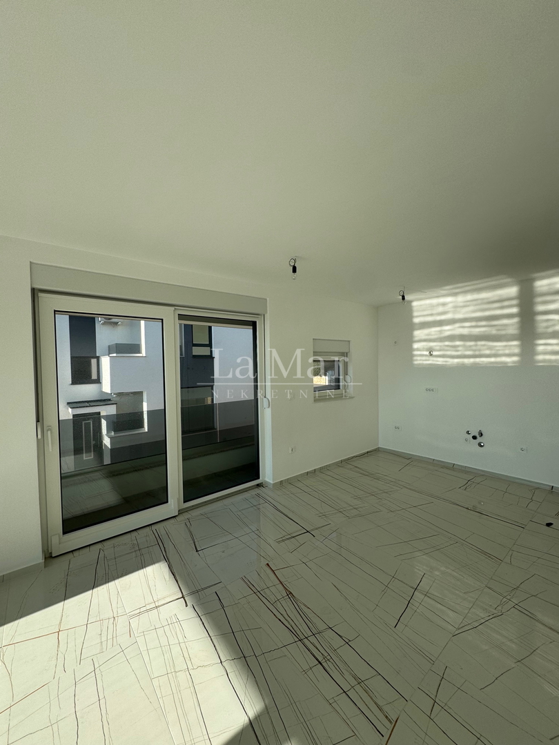 Novalja - namještena NOVOGRADNJA  s  pogledom na more - S2 - I. kat- 56.75 m2- 210.000€