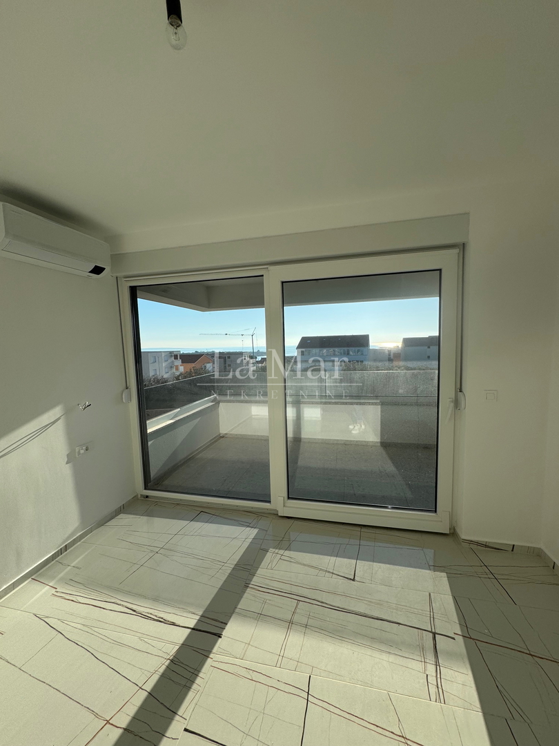 Novalja- namještena NOVOGRADNJA s pogledom na more - A1 - prizemlje  81 m2 - 295.000€