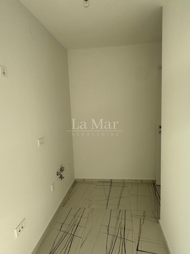 Novalja- namještena NOVOGRADNJA s pogledom na more- S3 - II. kat- 105.35 m2 -380.000€