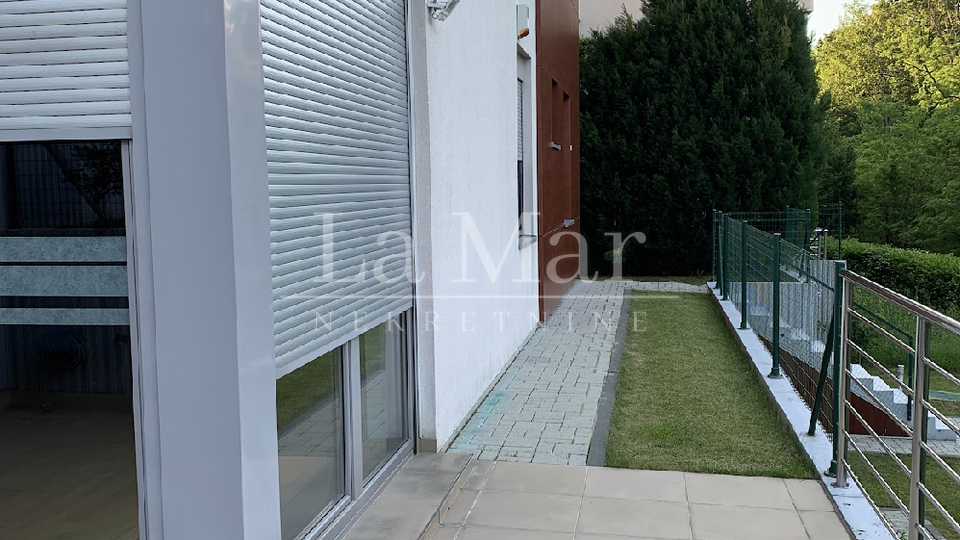 Apartment, 150 m2, For Rent, Zagreb - Maksimir