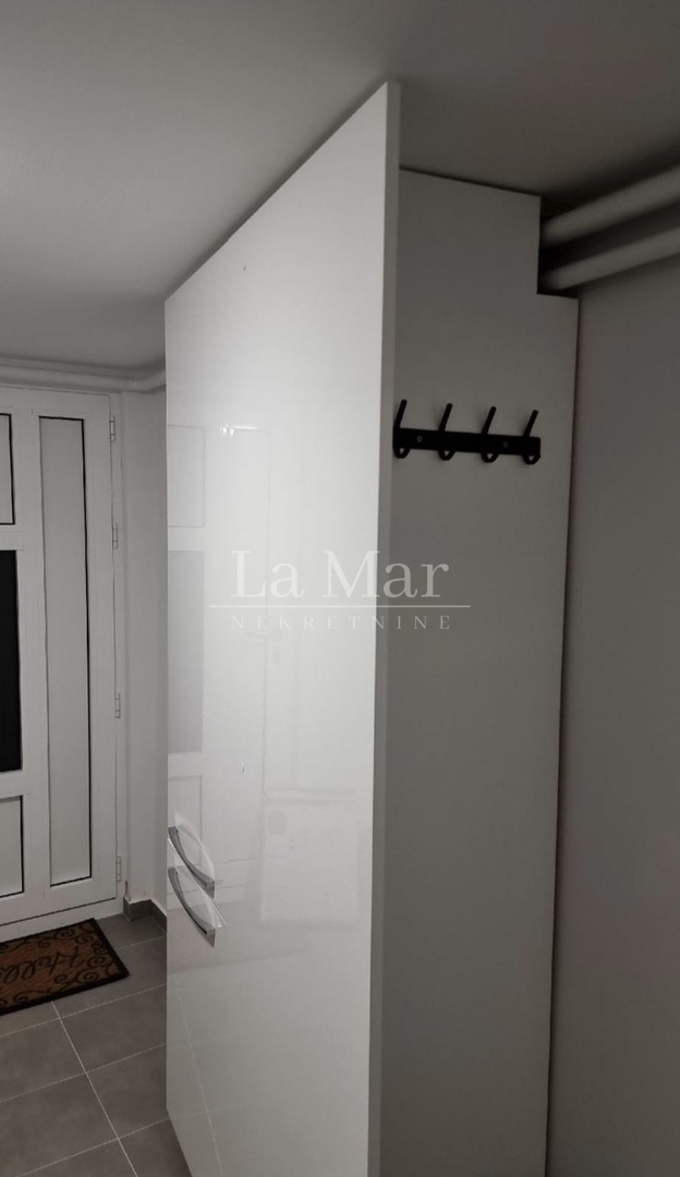 Donje svetice- dvosoban stan, 55 m2 + terasa