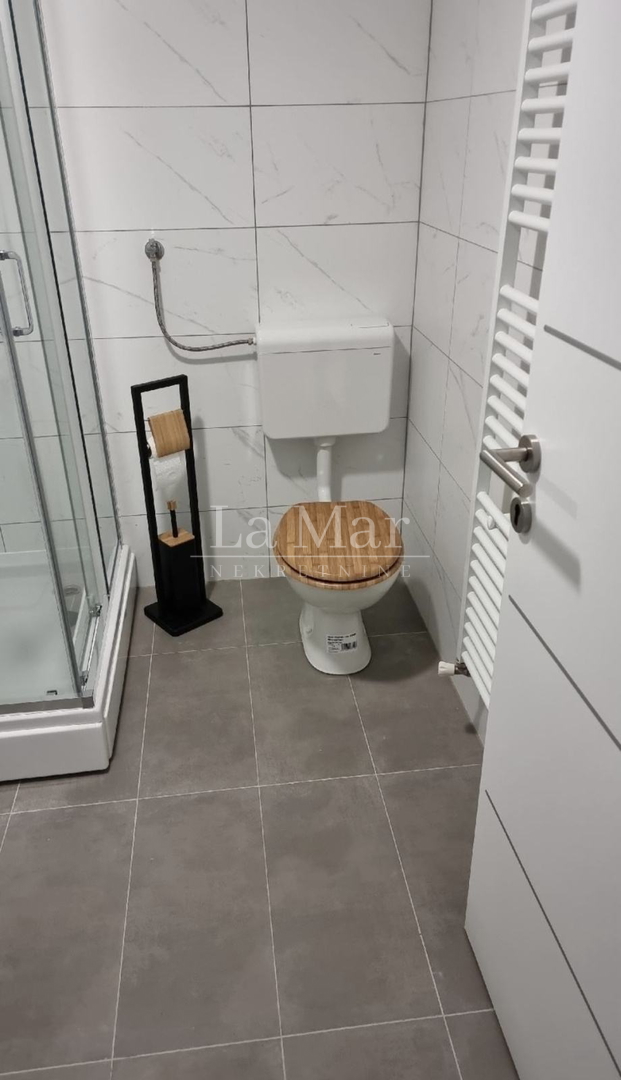 Donje svetice- dvosoban stan, 55 m2 + terasa