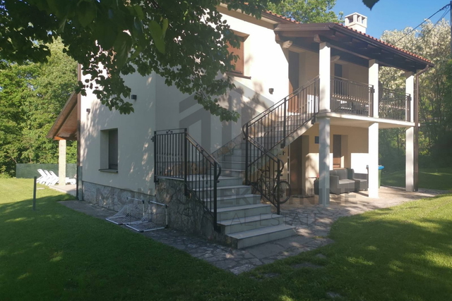 House, 100 m2, For Sale, Pazin