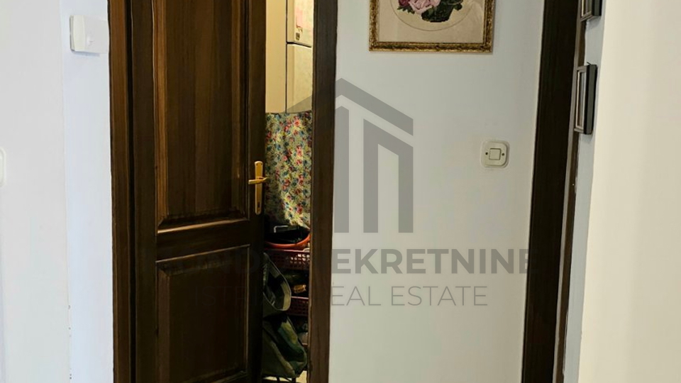 Pula, Istria, beautiful apartment with elevator in the wider city center