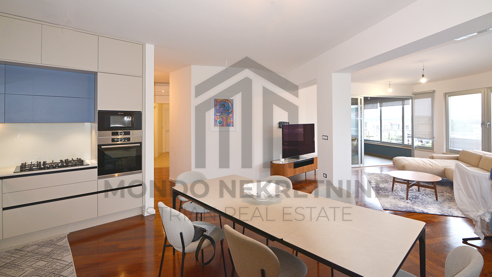 Stanovanje, 131 m2, Prodaja, Pula