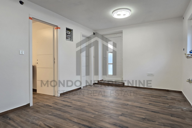 Stan Pula 30 m2, 100 metara od Arene, ekskluzivna lokacija, adaptiran