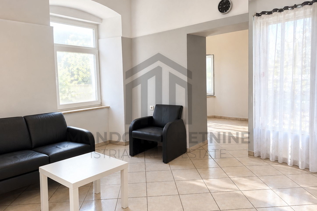 Jednosoban stan u Puli, Kaštanjer – 33,38 m², prizemlje