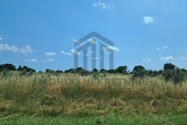 Land, 472 m2, For Sale, Pula - Šikići