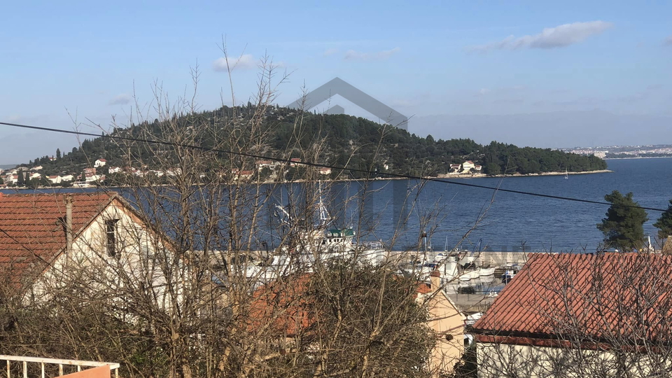 Gra&dstrok;evinsko Zemlji&scaron;te &ndash; Kali&comma; Otok Ugljan &ndash; pogled na more