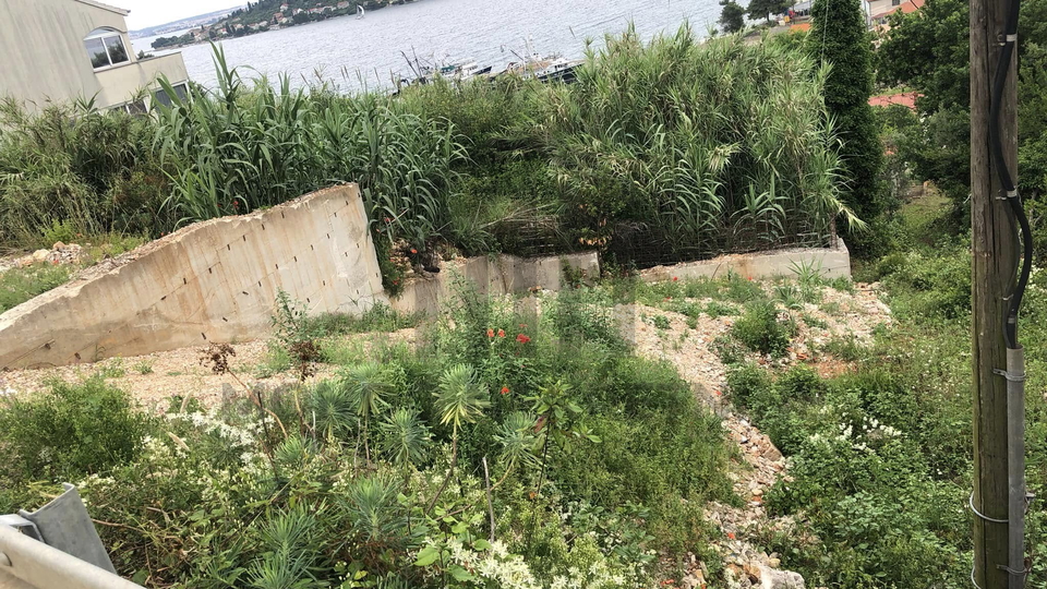 Gra&dstrok;evinsko Zemlji&scaron;te &ndash; Kali&comma; Otok Ugljan &ndash; pogled na more