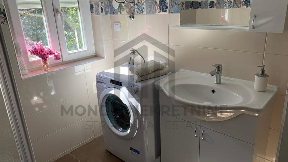 Novorenovirana kamena Ku&cacute;a&comma; Kali&comma; Otok Ugljan&comma; 100 metara od mora