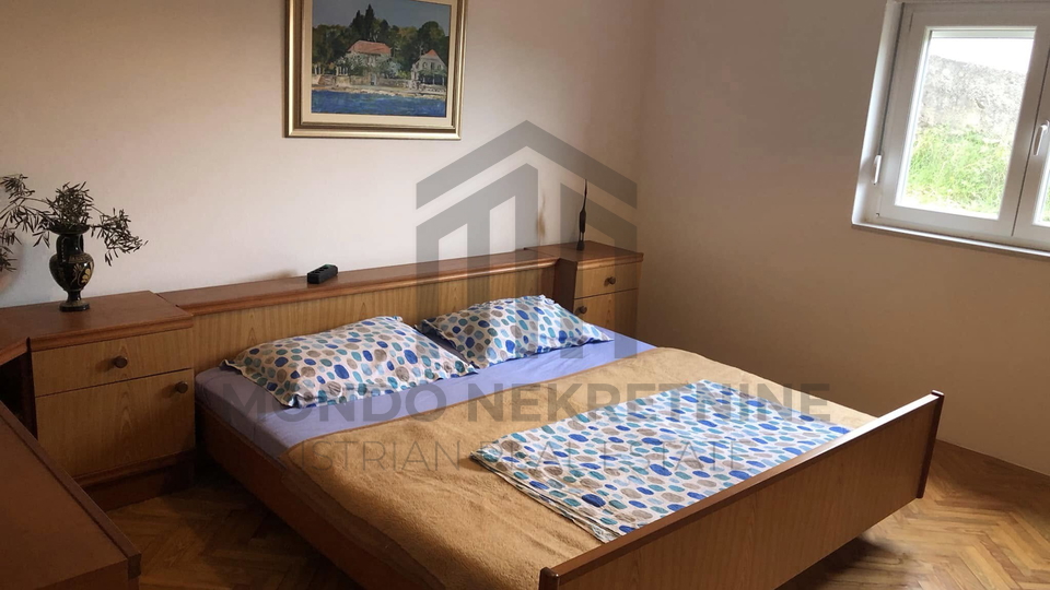 Novorenovirana kamena Ku&cacute;a&comma; Kali&comma; Otok Ugljan&comma; 100 metara od mora