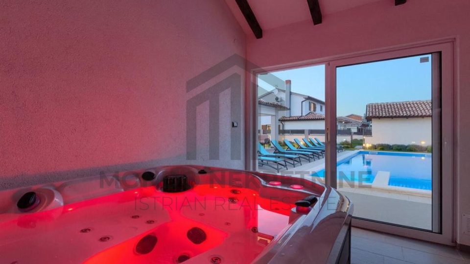 Moderna samostoje&cacute;a ku&cacute;a s bazenom i SPA zonom &ndash; &Scaron;i&scaron;an