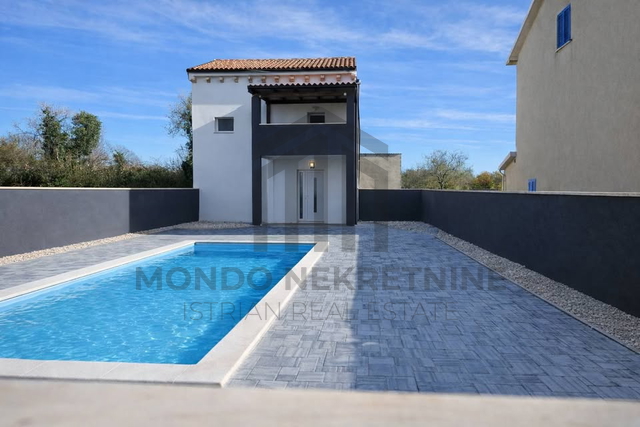 House, 85 m2, For Sale, Žminj