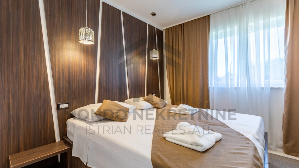 Moderna samostoje&cacute;a ku&cacute;a s bazenom i SPA zonom &ndash; &Scaron;i&scaron;an