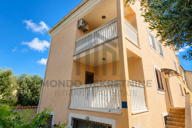 House, 370 m2, For Sale, Medulin