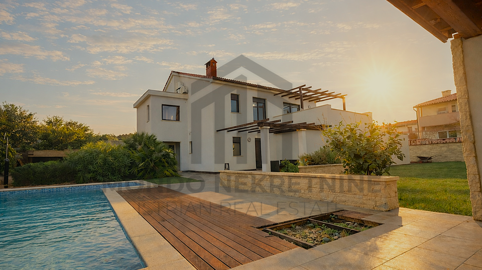 Pula&comma; Ku&cacute;a s bazenom