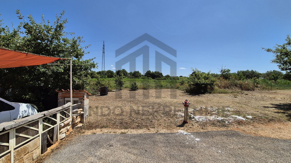 Gra&dstrok;evinska parcela Cancini&comma; Pore&ccaron;