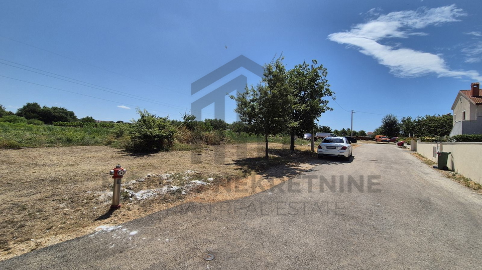 Gra&dstrok;evinska parcela Cancini&comma; Pore&ccaron;