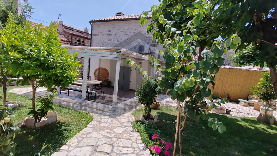 Adaptirana kamena ku&cacute;a  u  Gali&zcaron;ani