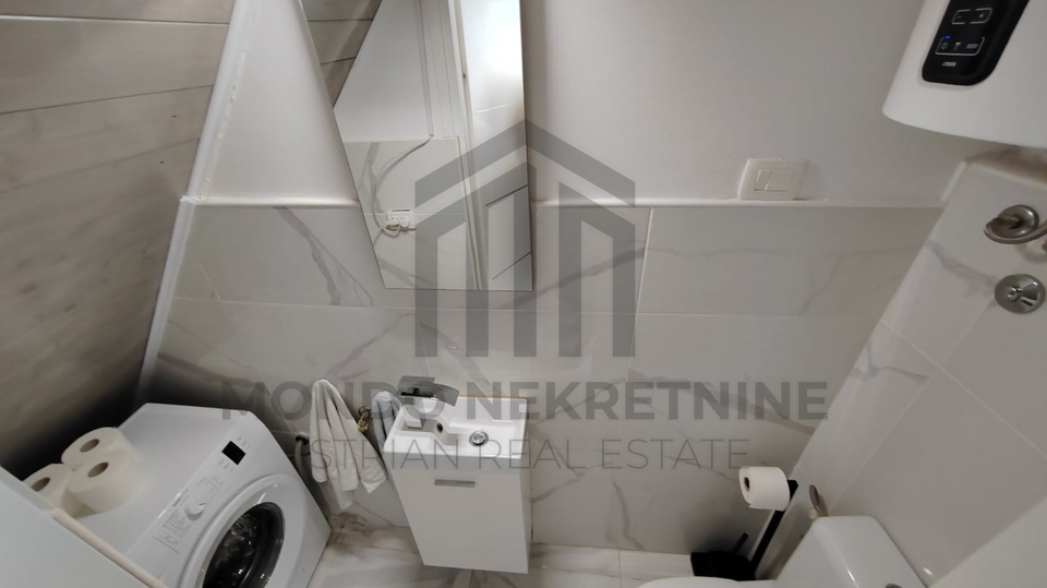 Adaptirana kamena ku&cacute;a  u  Gali&zcaron;ani