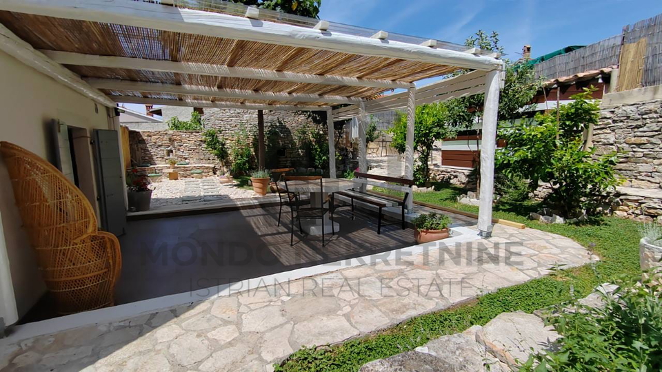 Adaptirana kamena ku&cacute;a  u  Gali&zcaron;ani