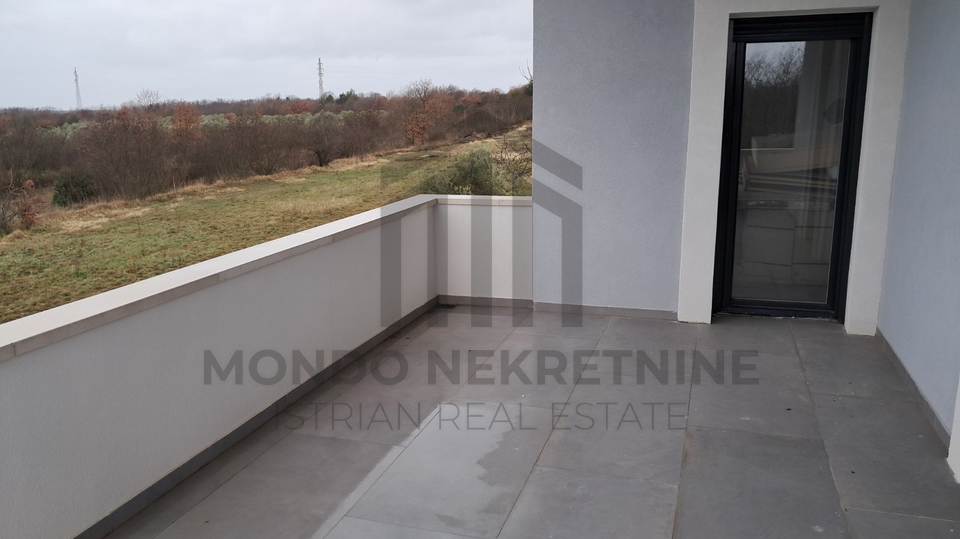 Nova Ku&cacute;a - Okolica Vodnjana 400 m2