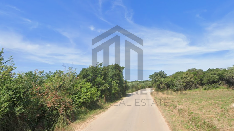 Land&comma; 585 m2&comma; For Sale&comma; Pula - Monteserpo-Komunal