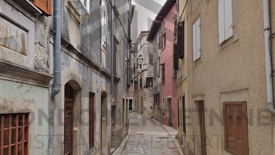 EKSKLUZIVNA PRODAJA &ndash; KU&Cacute;A ZA OBNOVU U VODNJANU