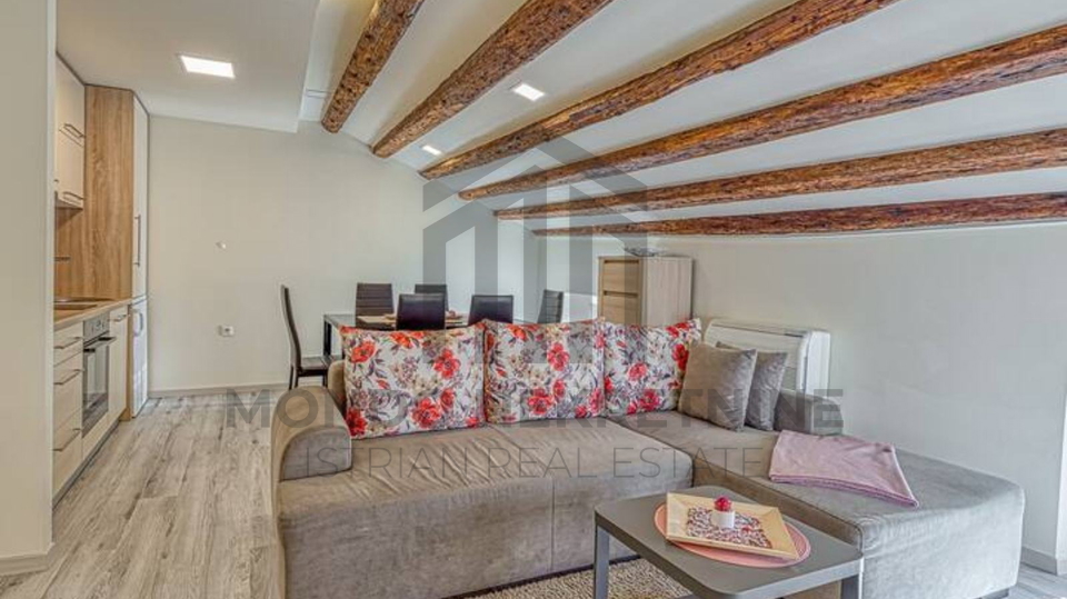 Pore&ccaron;&comma;  stan prvi red do mora&comma; pogled na more&comma; 48 m2&comma; terasa&comma; namje&scaron;ten