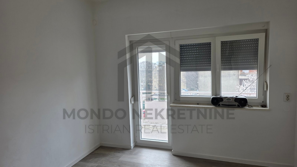 Apartment, 65 m2, For Sale, Pula