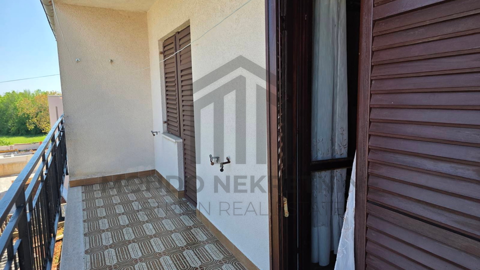 House, 215 m2, For Sale, Marčana