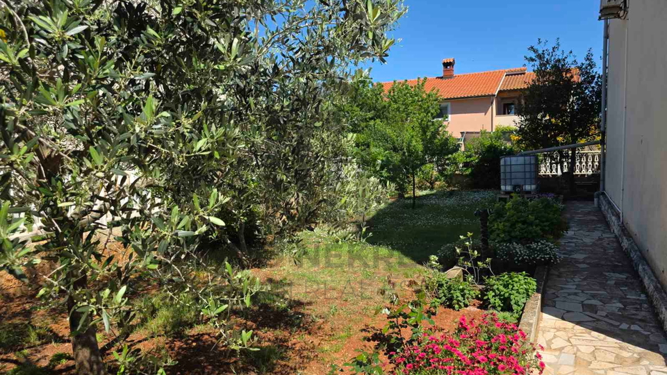 House, 215 m2, For Sale, Marčana