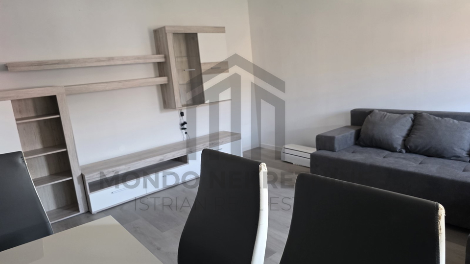 Apartment, 65 m2, For Sale, Pula