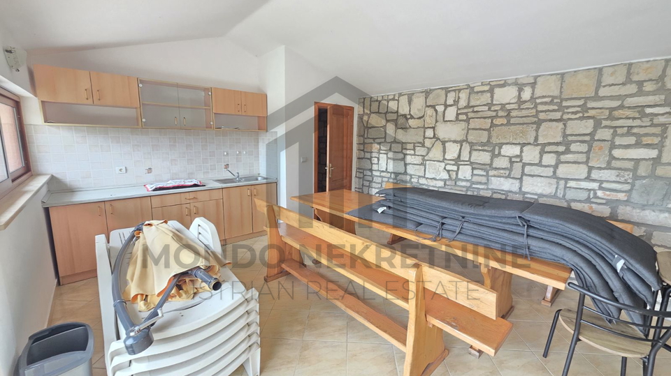 Hiša, 192 m2, Prodaja, Barban