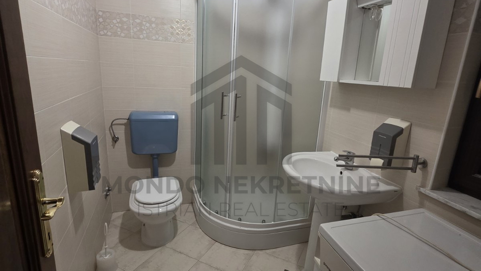 Hiša, 192 m2, Prodaja, Barban