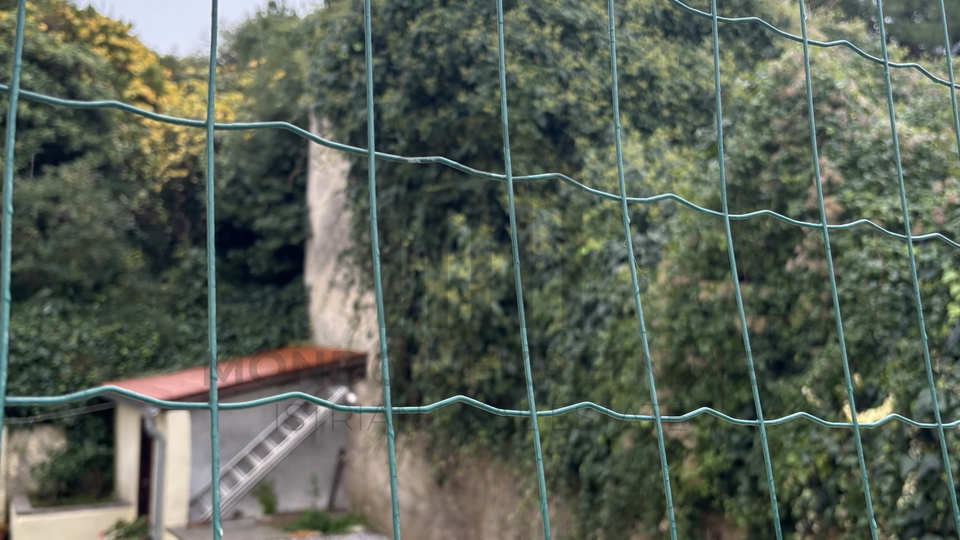 Zemljišče, 146 m2, Prodaja, Pula