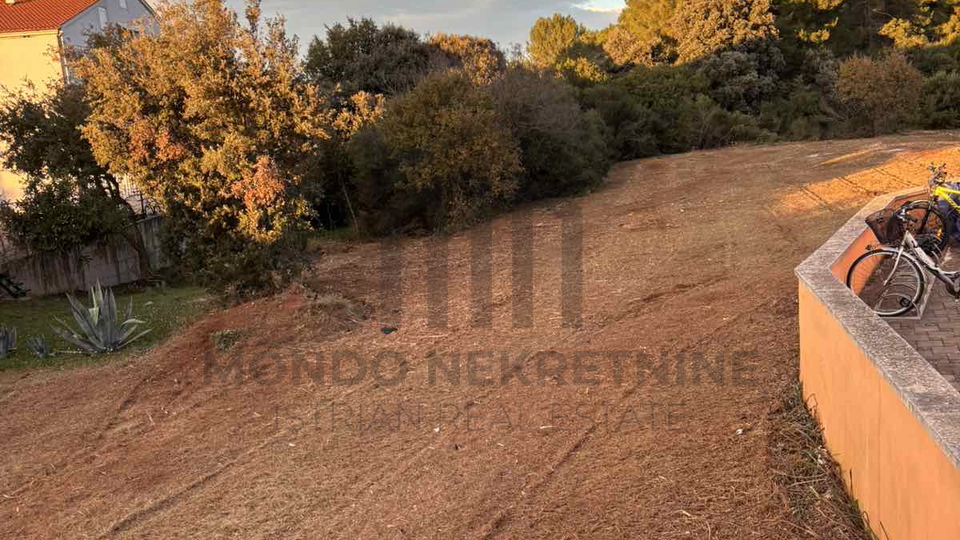 Land, 1600 m2, For Sale, Ližnjan