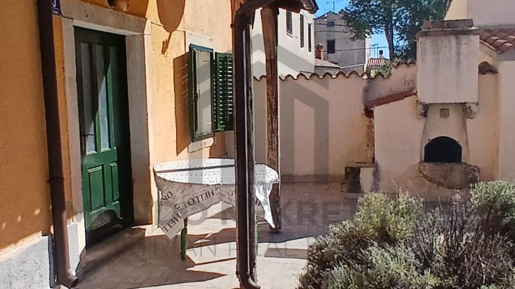 Istra, Marčana dvojna kuća