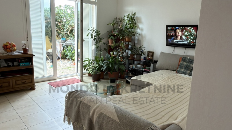 Pula&comma; Valdebek&comma;Vile Park&comma; jednosoban stan