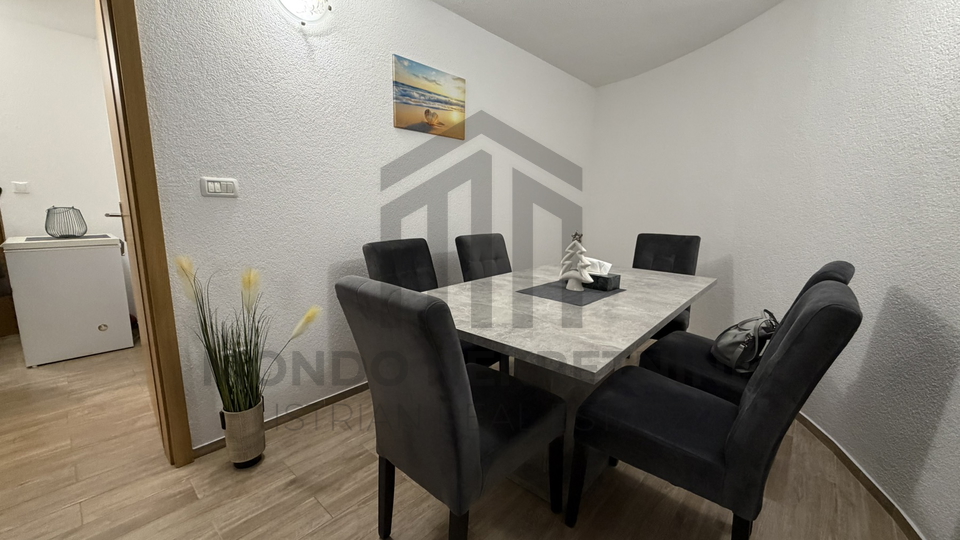 Istra&comma; Medulin - trosobni stan 76 m2 u prizemlju