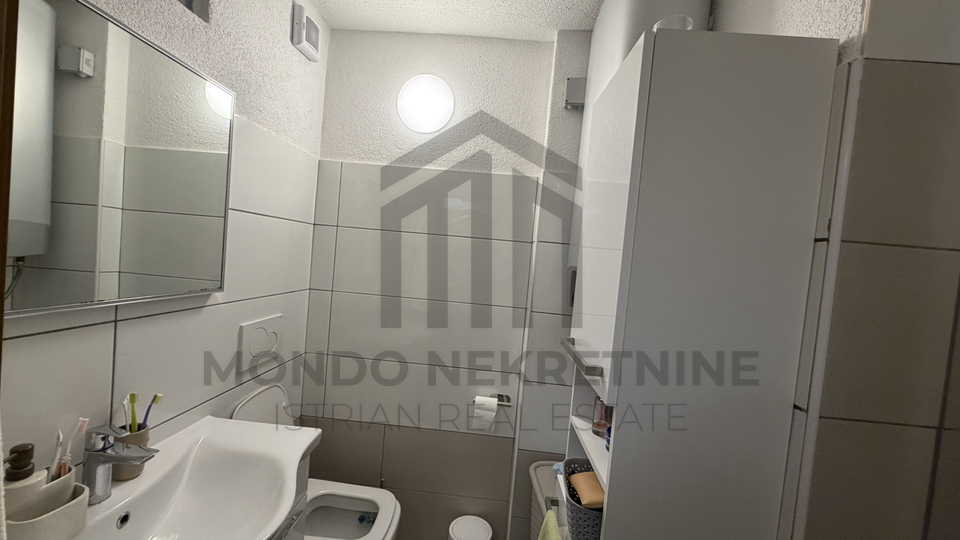 Istra&comma; Medulin - trosobni stan 76 m2 u prizemlju