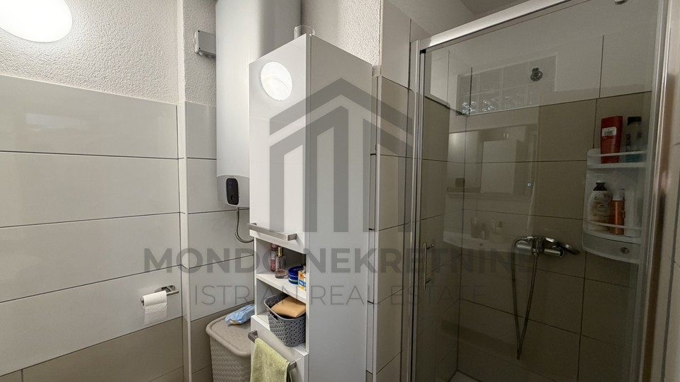 Istra&comma; Medulin - trosobni stan 76 m2 u prizemlju