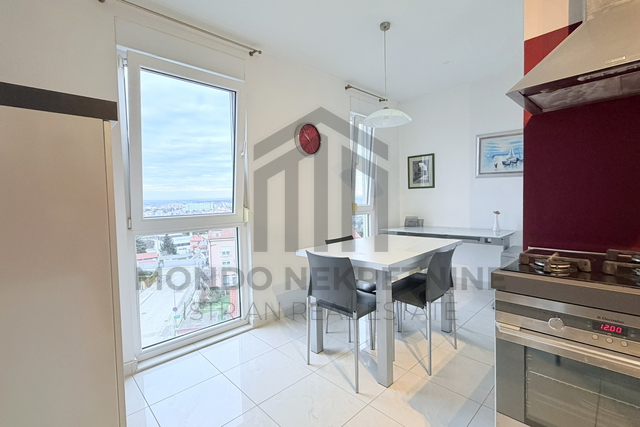 Pula, Vidikovac jednosoban stan- Pogled na grad i more