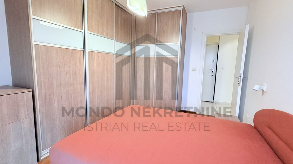 Pula&comma; Vidikovac jednosoban stan- Pogled na grad i more