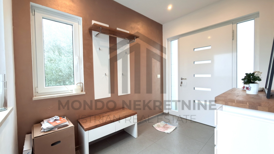 House&comma; 250 m2&comma; For Sale&comma; Pula