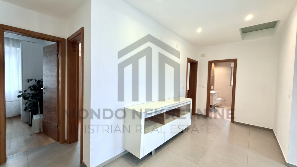 House&comma; 250 m2&comma; For Sale&comma; Pula