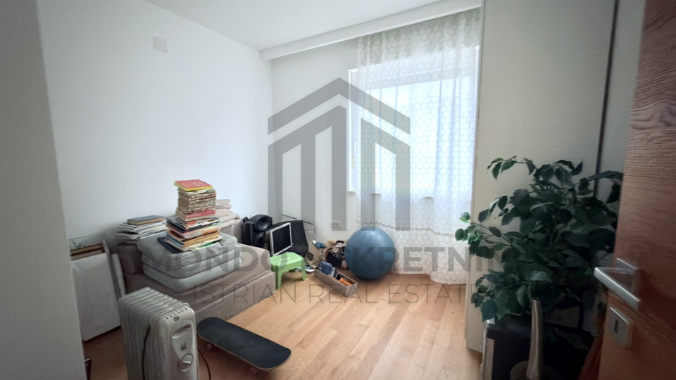 House&comma; 250 m2&comma; For Sale&comma; Pula