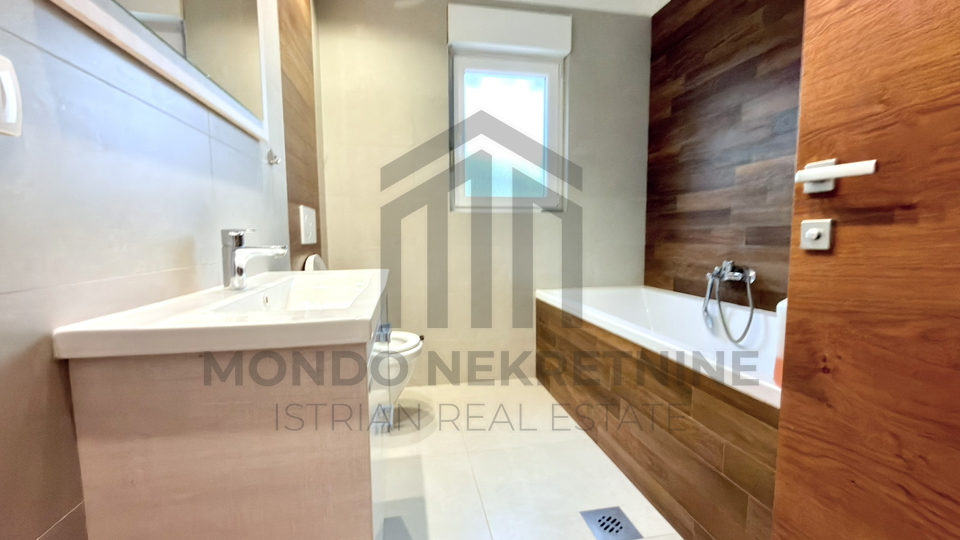 House&comma; 250 m2&comma; For Sale&comma; Pula